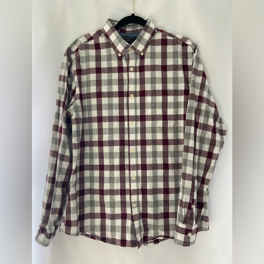 Banana Republic Men's Burgundy and White Plaid Shirt